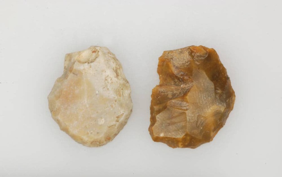 Ondergrondse sporen van Steentijd-bewoners bewaard, duimkrabbers, vuursteen gevonden op de Dalemdonk, Gorinchem