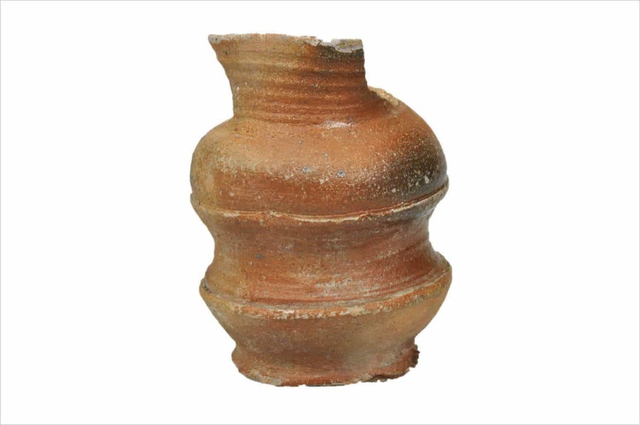 Beker, proto steengoed, ca 1250-1300.