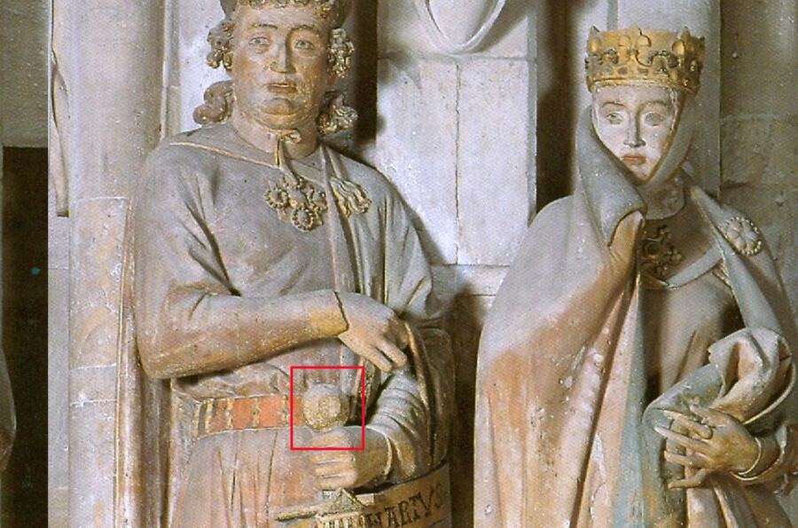 Beelden Uta en Ekkehard op de Dom van Naumburg