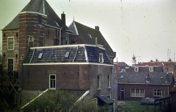 Molenstraat 109 Tolhuis vanaf de wal Gorinchem rond 1971