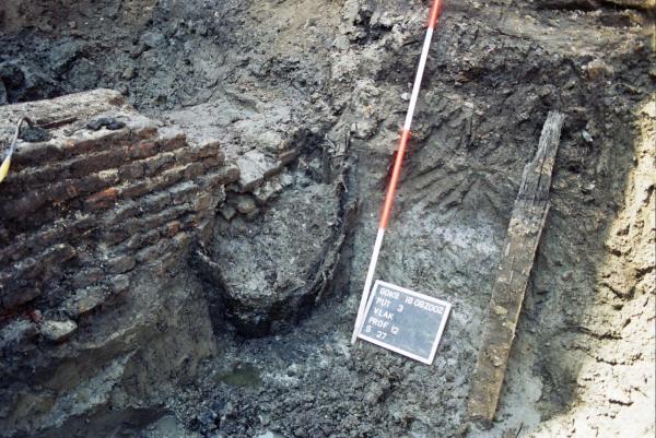 Krijtstraat 6 – 12, Hof Arkels & Grote School (2002)