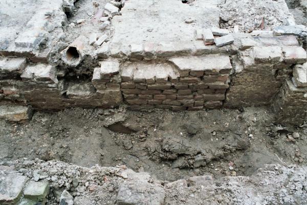 Krijtstraat 6 – 12, Hof Arkels & Grote School (2002)