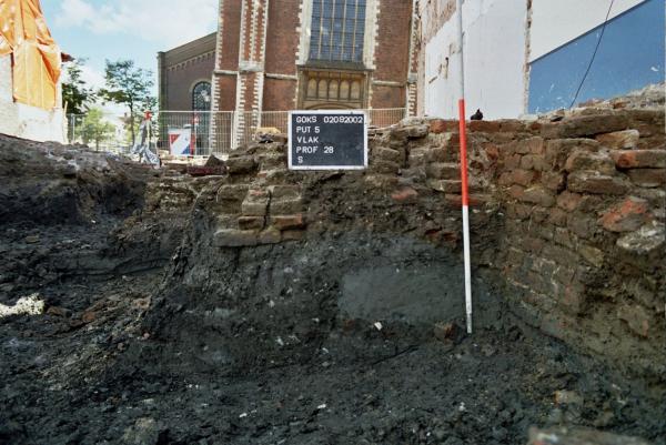 Krijtstraat 6 – 12, Hof Arkels & Grote School (2002)