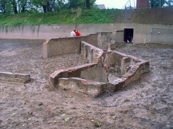 Dalemwal, schietbaan (2004)